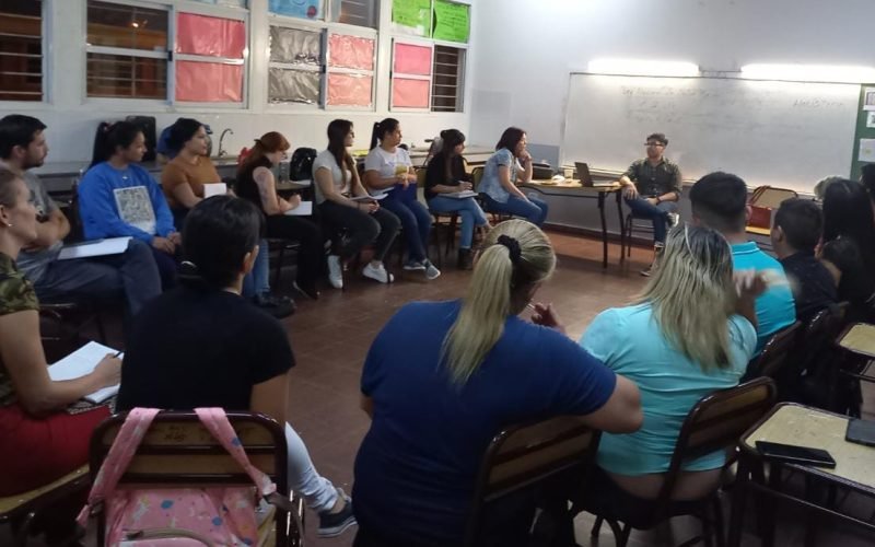 Estamos de vuelta para seguir apostando con compromiso a la educación de calidad, pública y gratuita.